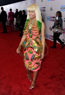 Nicki Minaj feet photo thumbnail