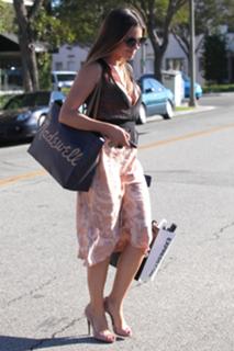Sophia Bush feet photo thumbnail