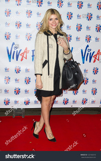 Holly Willoughby feet photo thumbnail