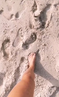 Anna Lewandowska feet photo thumbnail