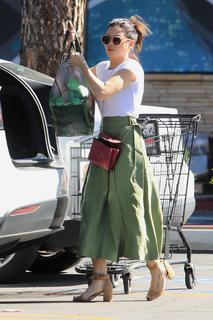 Jenna Dewan feet photo thumbnail