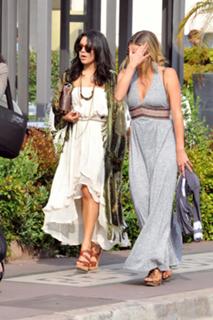 Vanessa Hudgens feet photo thumbnail