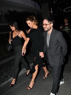 Kate Beckinsale feet photo thumbnail