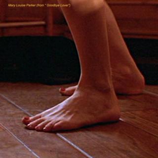 Mary-Louise Parker feet photo thumbnail