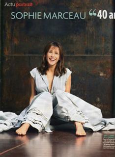 Sophie Marceau feet photo thumbnail