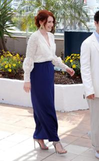 Bryce Dallas Howard feet photo thumbnail