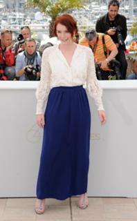 Bryce Dallas Howard feet photo thumbnail