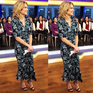 Amy Robach feet photo thumbnail
