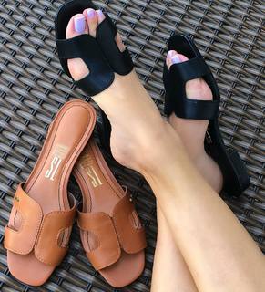 Cláudia Citroni feet photo thumbnail
