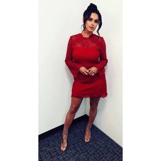 Joy Taylor feet photo thumbnail