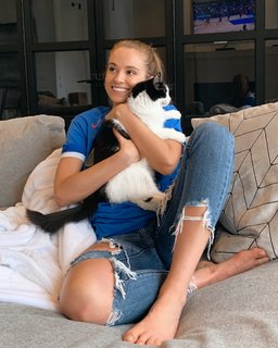 Rachel A. DeMita feet photo thumbnail