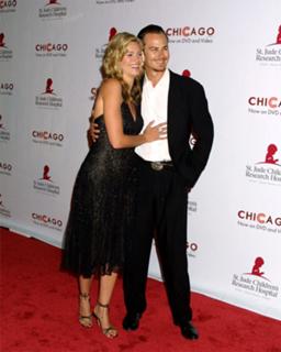 Natasha Henstridge feet photo thumbnail
