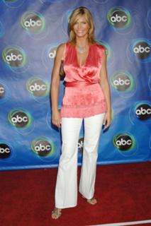 Natasha Henstridge feet photo thumbnail