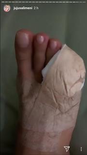 Juliana Salimeni feet photo thumbnail