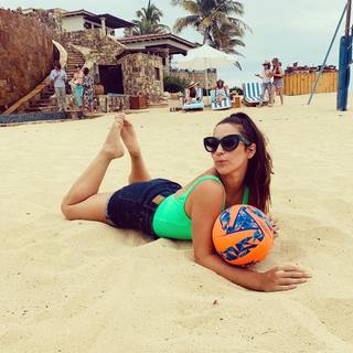 Aly Raisman feet photo thumbnail