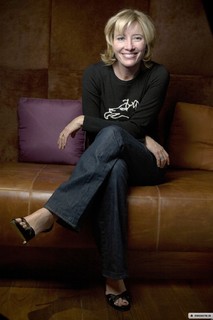 Emma Thompson feet photo thumbnail