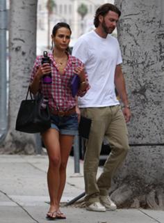 Jordana Brewster feet photo thumbnail