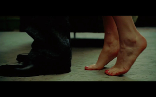 Michelle Williams feet photo thumbnail