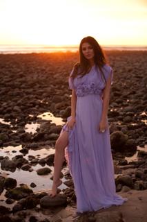 Victoria Justice feet photo thumbnail
