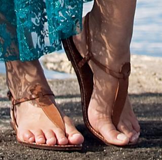Paige Butcher feet photo thumbnail