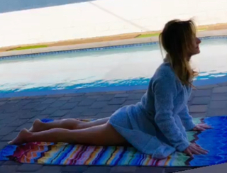 Giada De Laurentiis feet photo thumbnail