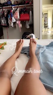 Qimmah Russo feet photo thumbnail
