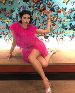 Dua Lipa feet photo thumbnail