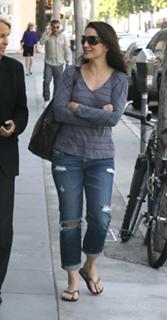 Kristin Davis feet photo thumbnail