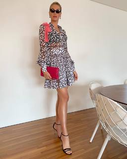 Ana Hickmann feet photo thumbnail