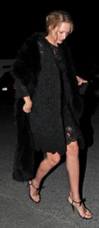 Uma Thurman feet photo thumbnail