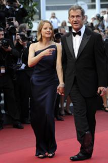 Jodie Foster feet photo thumbnail