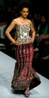 Kangana Ranaut feet photo thumbnail