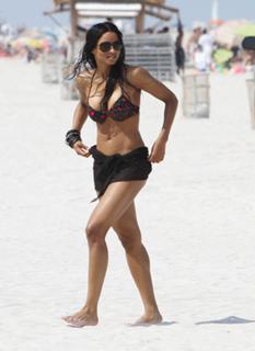 Ciara feet photo thumbnail