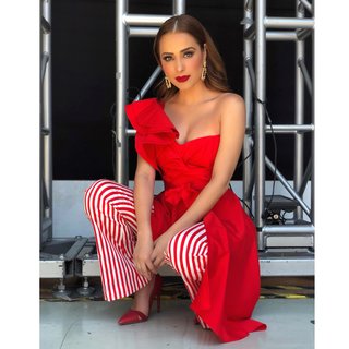 Cynthia Rodríguez feet photo thumbnail