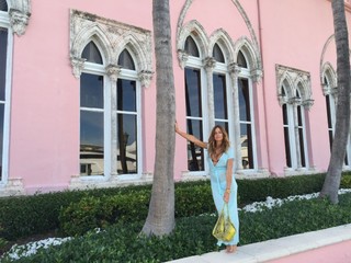 Kelly Bensimon feet photo thumbnail