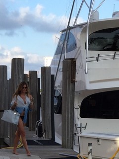 Kelly Bensimon feet photo thumbnail
