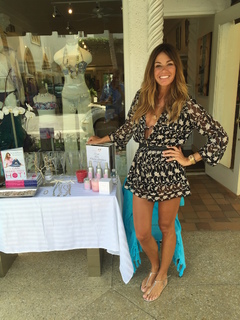 Kelly Bensimon feet photo thumbnail