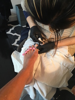 Kelly Bensimon feet photo thumbnail