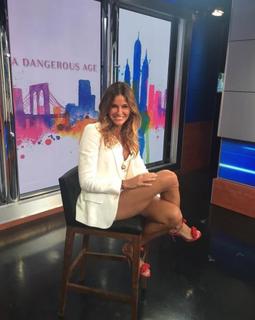 Kelly Bensimon feet photo thumbnail