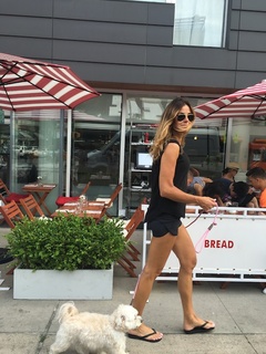 Kelly Bensimon feet photo thumbnail