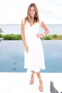 Kelly Bensimon feet photo thumbnail