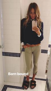 Kelly Bensimon feet photo thumbnail