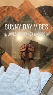 Kelly Bensimon feet photo thumbnail