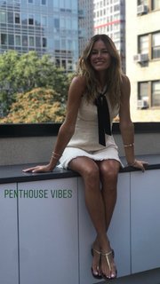 Kelly Bensimon feet photo thumbnail