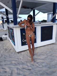 Kelly Bensimon feet photo thumbnail