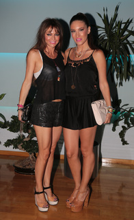 Athina Oikonomakou feet photo thumbnail