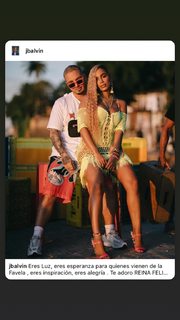 Anitta feet photo thumbnail