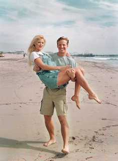 Victoria Silvstedt feet photo thumbnail