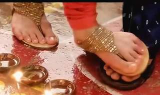 Kajal Aggarwal feet photo thumbnail