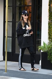 Heidi Klum feet photo thumbnail